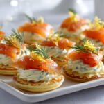Saumon fumé sur blinis et crème citronnée