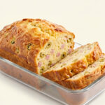 Cake aux Olives et Jambon : la Recette Salée Moelleuse et Conviviale