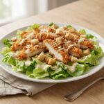 Salade César revisitée au poulet croustillant